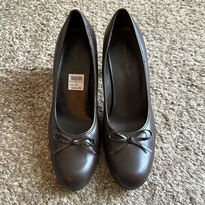 Brown Pumps
